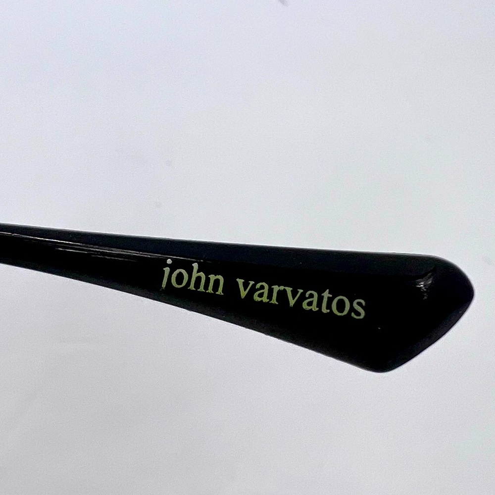 JOHN VARVANTOS UNISEX SILVER METAL SUNGLASSES,TRANSITION LENSE FROM LIGHT 2 DARK - Picture 6 of 12